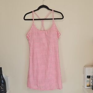 HALARA BUILT IN SHORTS DRESS PINK HOUNDSTOOTH PADDED SUPPORT BRA TWO POCKETS